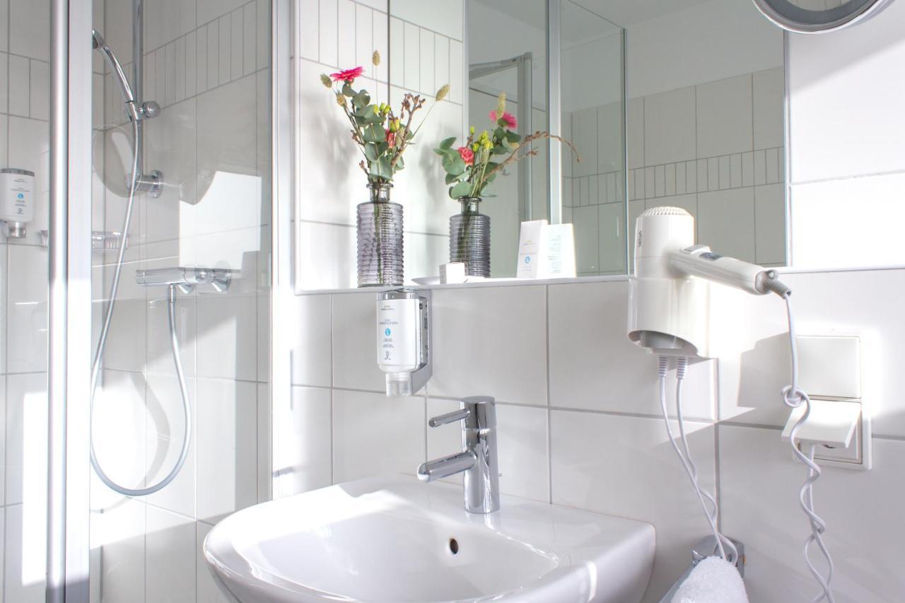 Astenturm Hotel (Adults Only) Winterberg Esterno foto