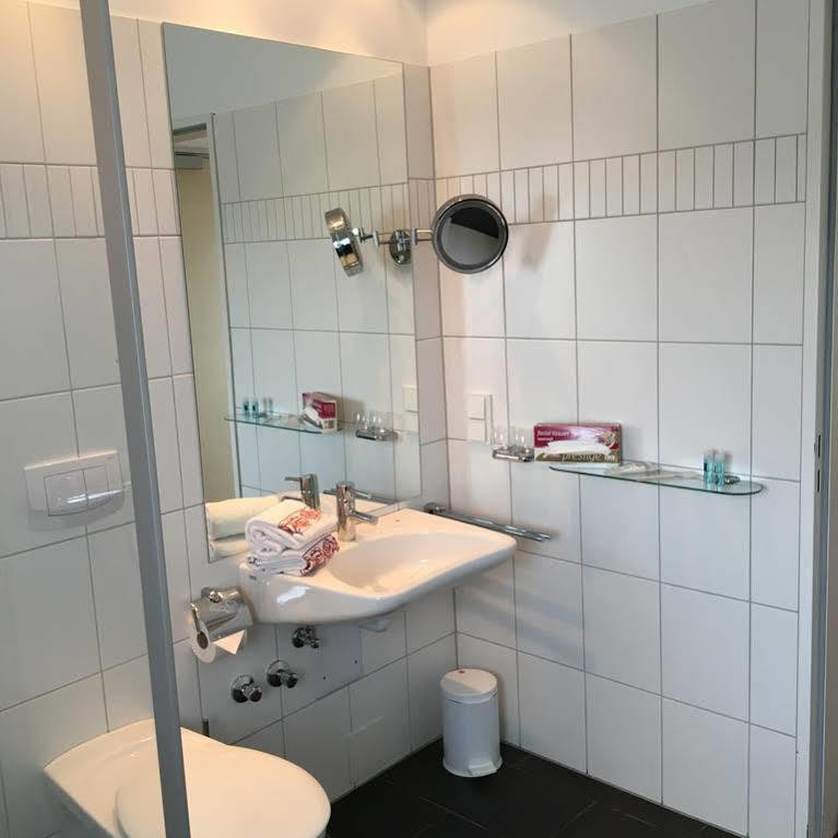 Astenturm Hotel (Adults Only) Winterberg Esterno foto