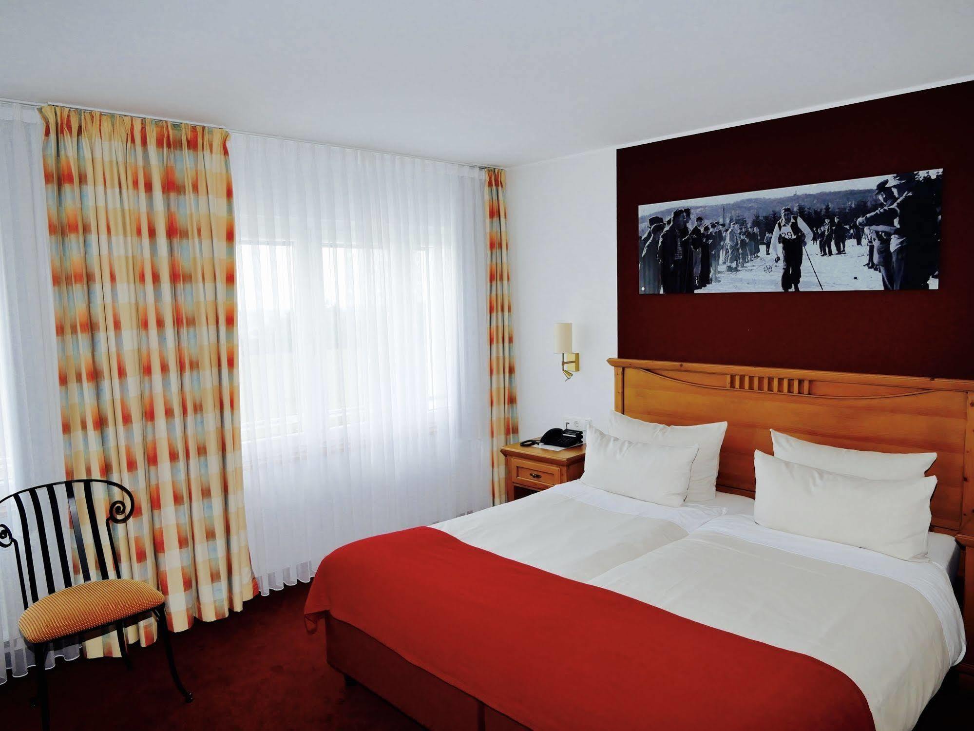 Astenturm Hotel (Adults Only) Winterberg Esterno foto