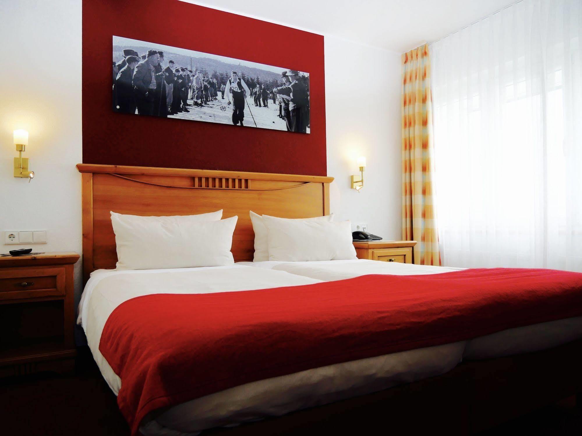 Astenturm Hotel (Adults Only) Winterberg Esterno foto